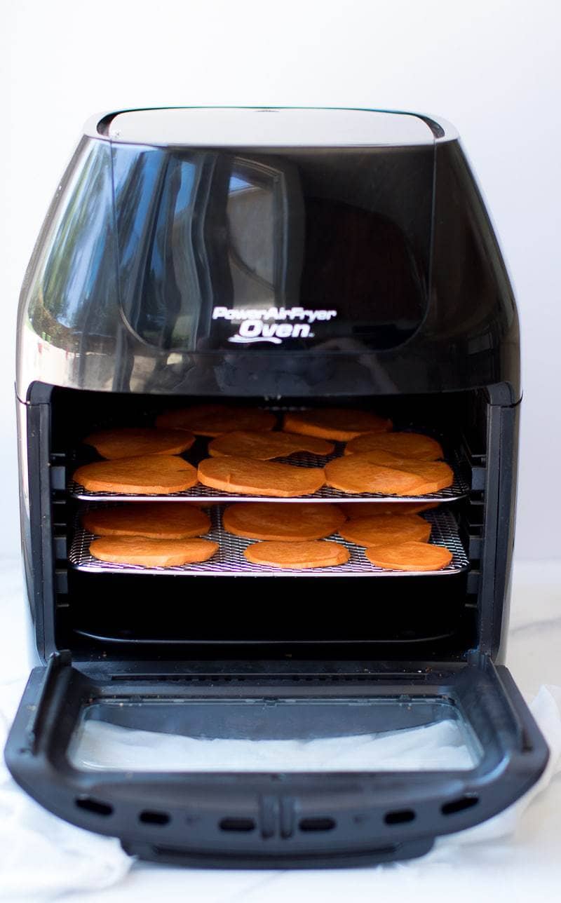 air fryer with sweet potatoes
