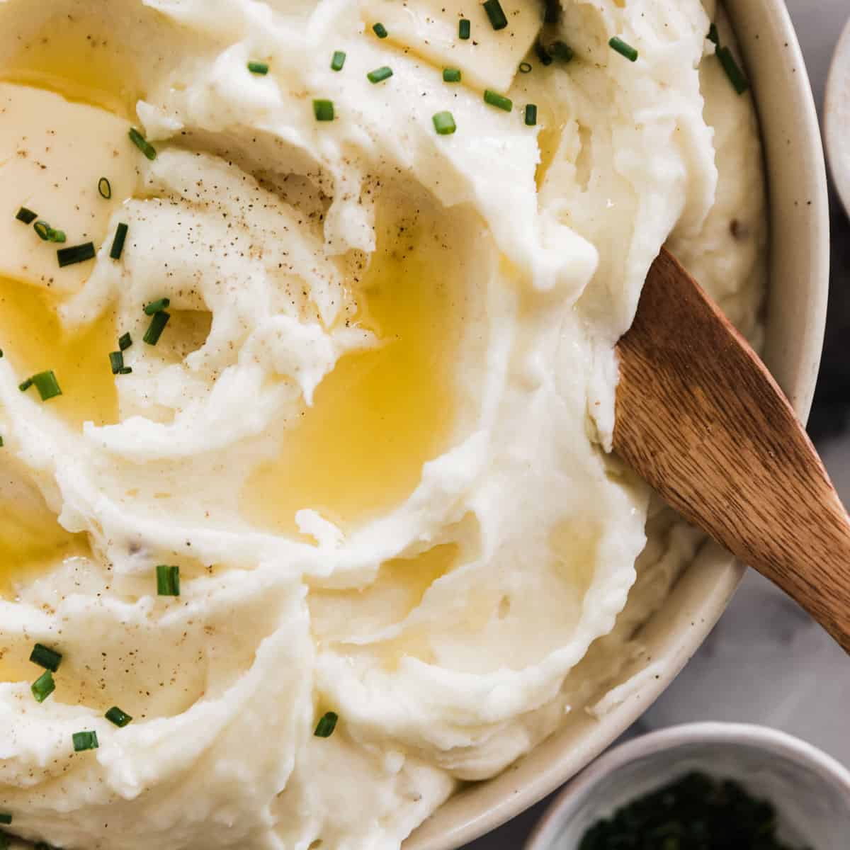 Creamy Pressure Cooker Mashed Potatoes - Pressure Cooking Today