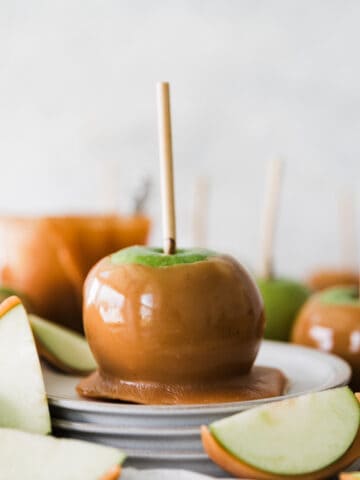 One Caramel apple with a