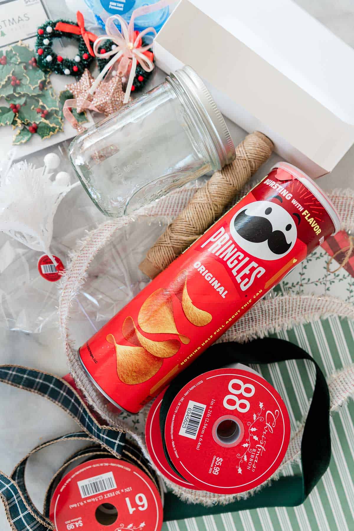 Materials for packaging cookies.